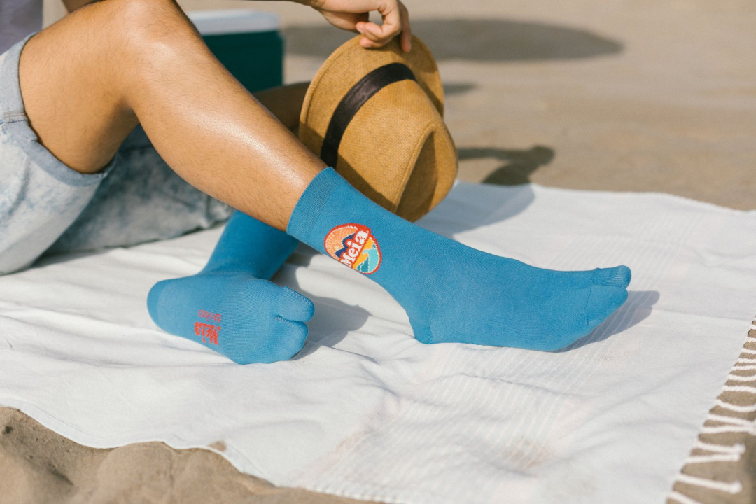 Chaussettes Tabi unies bleu Méditerranée – Made in France