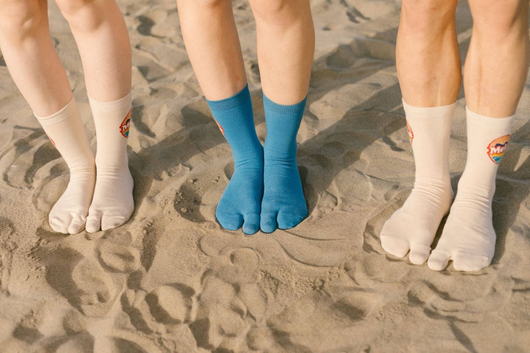 Chaussettes Tabi unies bleu Méditerranée – Made in France